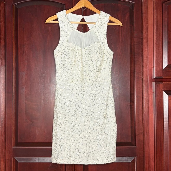 City Triangles Dresses & Skirts - Dress Ivory Gold Sequin Lace Cutout Back Cocktail Jr Size 11‎ Party Fancy Dance